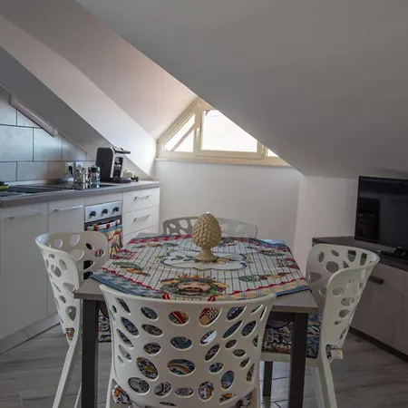 Apartment Il Sole Dell'etna Aci Sant'Antonio