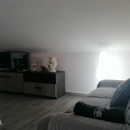 Il Sole Dell'etna Aci SantʼAntonio